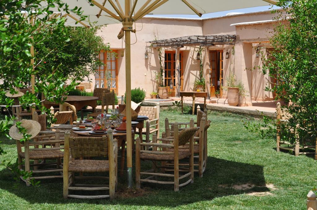 Jnane Tihihit Bed & Breakfast Lalla Takerkoust ภายนอก รูปภาพ